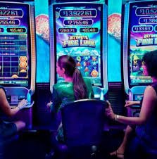 Tim jakarta slot bekerja di studio kami untuk memastikan pengalaman gaming yang berkualitas
